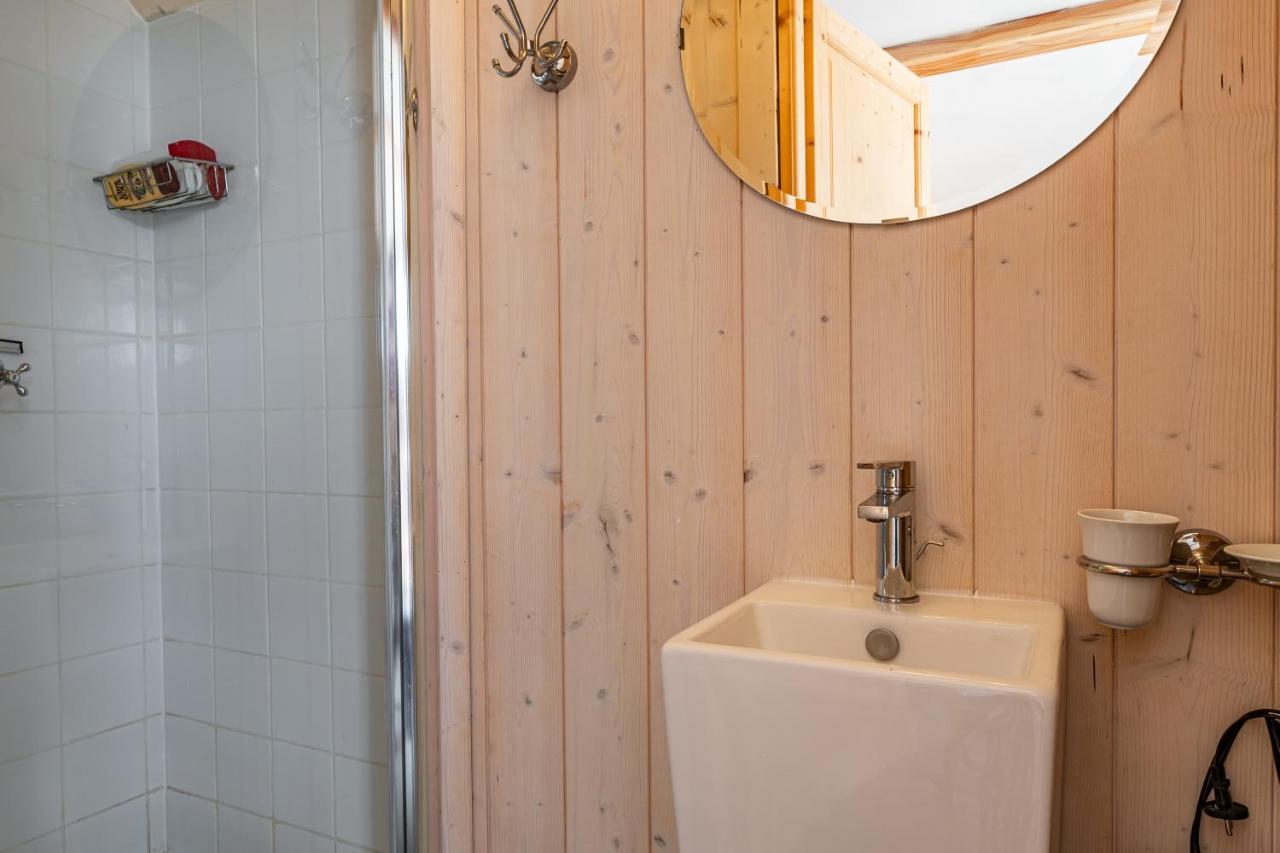La Cabane Du Bassin - Maison Typique La Teste-de-Buch Esterno foto